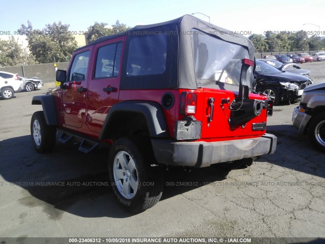 1C4BJWDG3GL303007 - 2016 JEEP WRANGLER UNLIMITED SPORT RED photo 3