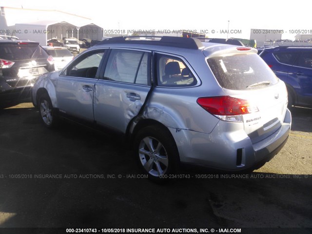 4S4BRCAC2E3248048 - 2014 SUBARU OUTBACK 2.5I SILVER photo 3