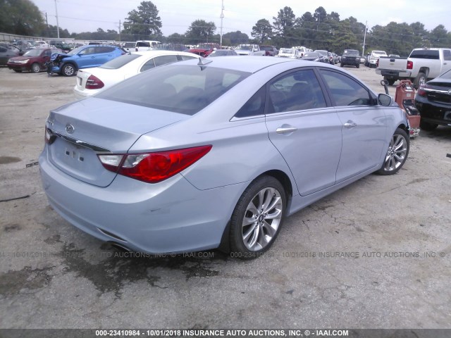 5NPEC4AC2DH669408 - 2013 HYUNDAI SONATA SE/LIMITED Light Blue photo 4