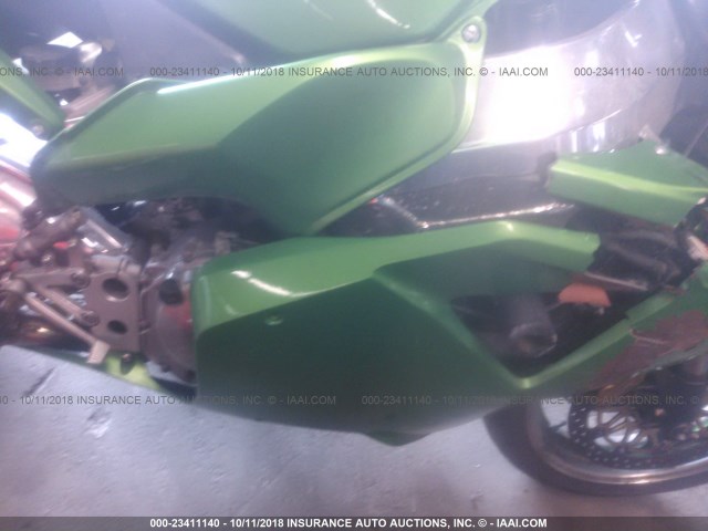 JH2SC50012M007023 - 2002 HONDA CBR900 RR GREEN photo 8