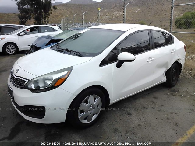 KNADN4A35D6209012 - 2013 KIA RIO EX/SX WHITE photo 2