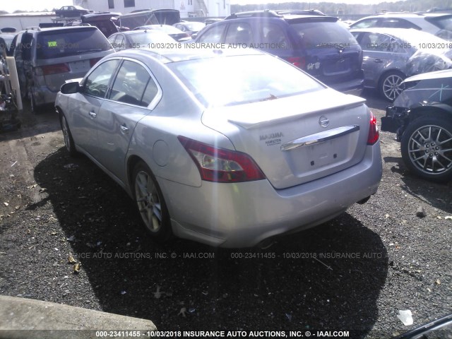 1N4AA5AP8BC818660 - 2011 NISSAN MAXIMA S/SV SILVER photo 3