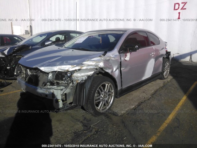 JTKDE177560080098 - 2006 TOYOTA SCION TC SILVER photo 2