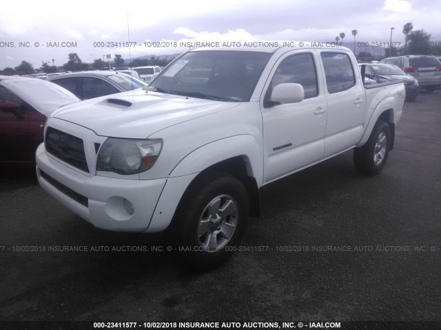 5TEJU62N45Z069074 - 2005 TOYOTA TACOMA DOUBLE CAB PRERUNNER WHITE photo 2
