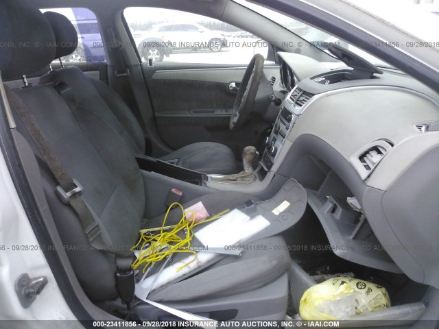 1G1ZB5E02CF202050 - 2012 CHEVROLET MALIBU LS 白色 照片 5
