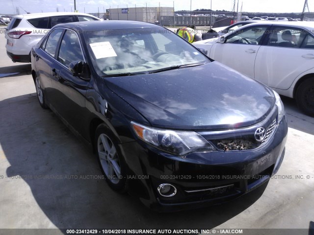 4T1BF1FK8EU329319 - 2014 TOYOTA CAMRY L/SE/LE/XLE 黑色 照片 1