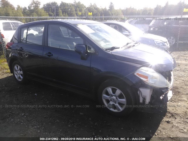 3N1BC13E78L370389 - 2008 NISSAN VERSA S/SL BLUE photo 1