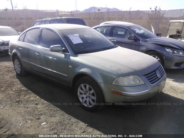 WVWPD63B02P293556 - 2002 VOLKSWAGEN PASSAT GLS GREEN photo 1