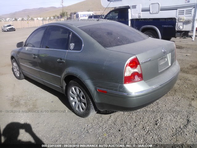 WVWPD63B02P293556 - 2002 VOLKSWAGEN PASSAT GLS GREEN photo 3