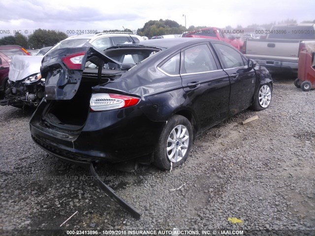 3FA6P0G70GR382765 - 2016 FORD FUSION S BLACK photo 4