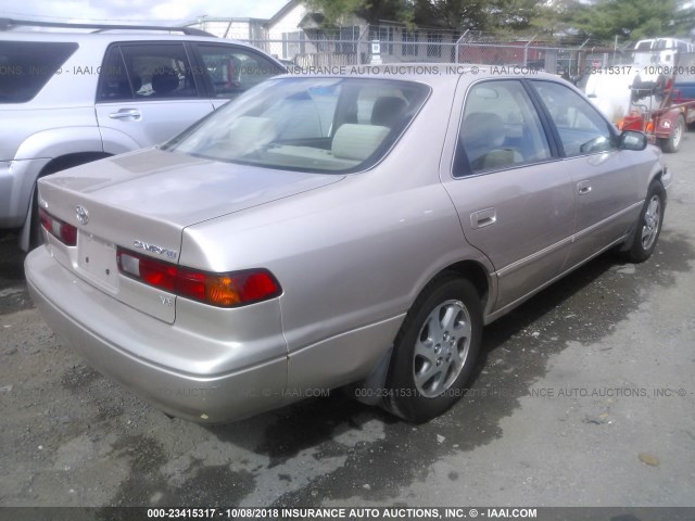 4T1BF22K7XU086844 - 1999 TOYOTA CAMRY LE/XLE Алтын фото 4