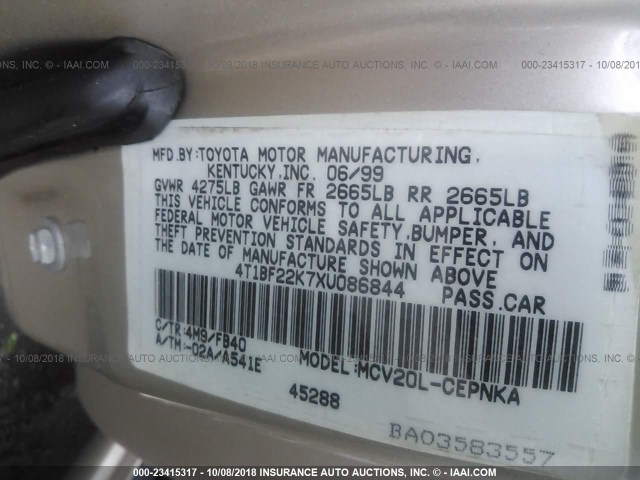 4T1BF22K7XU086844 - 1999 TOYOTA CAMRY LE/XLE Алтын фото 9