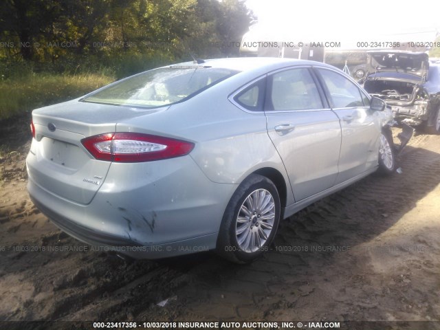 3FA6P0LU8DR188847 - 2013 FORD FUSION SE HYBRID Light Blue photo 4