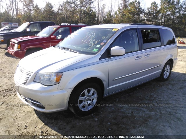 2A4RR5DG1BR636396 - 2011 CHRYSLER TOWN & COUNTRY TOURING GRAY photo 2