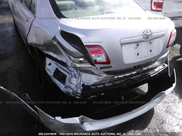 4T1BF3EK0BU601032 - 2011 TOYOTA CAMRY SE/LE/XLE GRAY photo 6