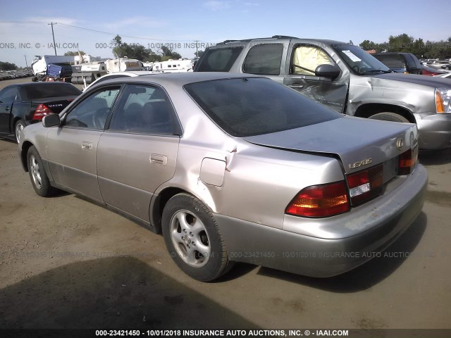 JT8BF22G8V5007770 - 1997 LEXUS ES 300 TAN photo 3