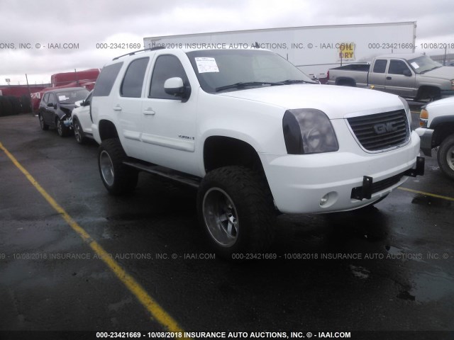 1GKFK13017R241999 - 2007 GMC YUKON WHITE photo 1