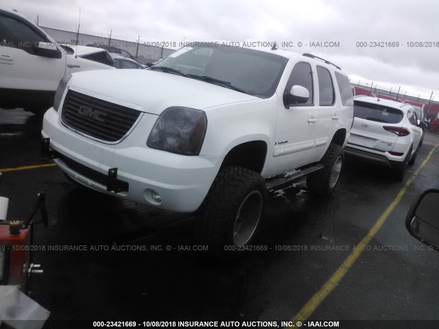 1GKFK13017R241999 - 2007 GMC YUKON WHITE photo 2