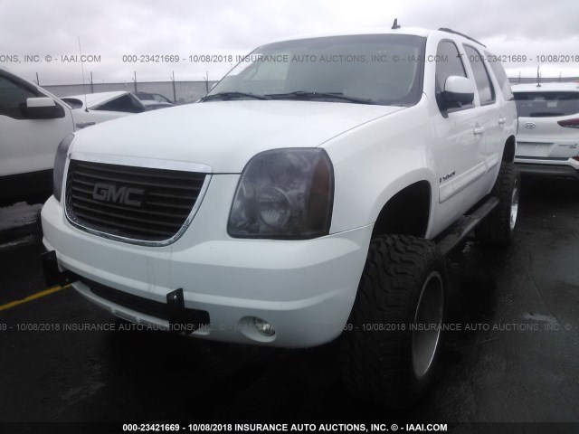 1GKFK13017R241999 - 2007 GMC YUKON WHITE photo 6