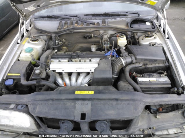 YV1LS5544V2360944 - 1997 VOLVO 850 SILVER photo 10