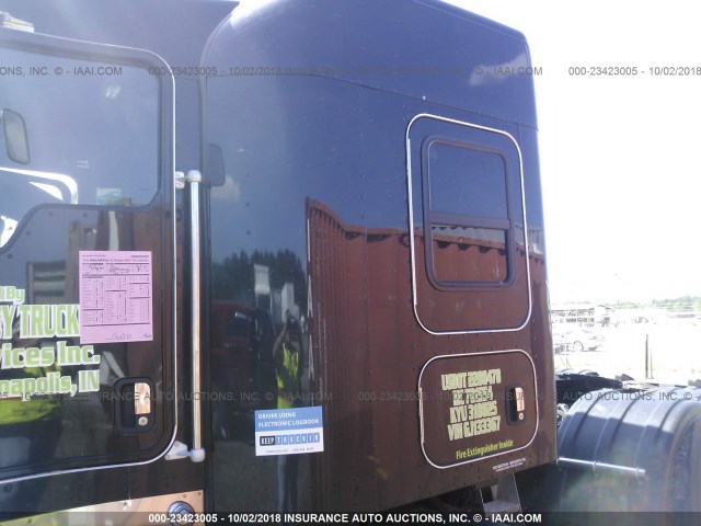 1XKDP4TX8GJ133367 - 2016 KENWORTH T800 T800 BLACK photo 7