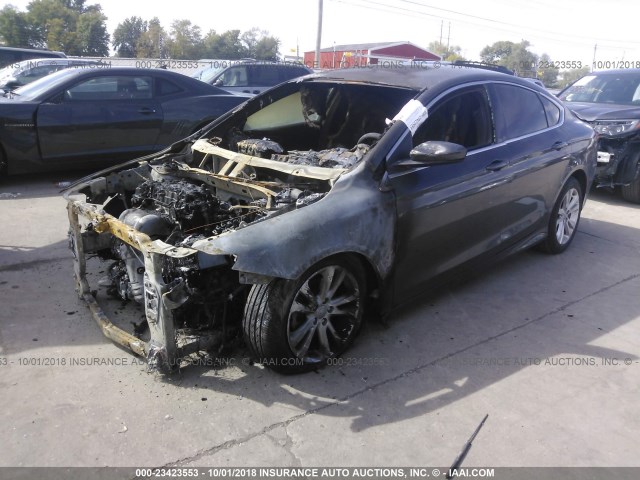 1C3CCCAB7GN176602 - 2016 CHRYSLER 200 LIMITED GRAY photo 2