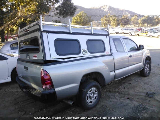 5TFTX4CNXFX065039 - 2015 TOYOTA TACOMA ACCESS CAB ვერცხლისფერი ფოტო 4