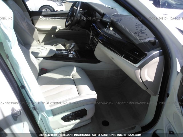 5UXKR0C52G0P32368 - 2016 BMW X5 XDRIVE35I WHITE photo 5