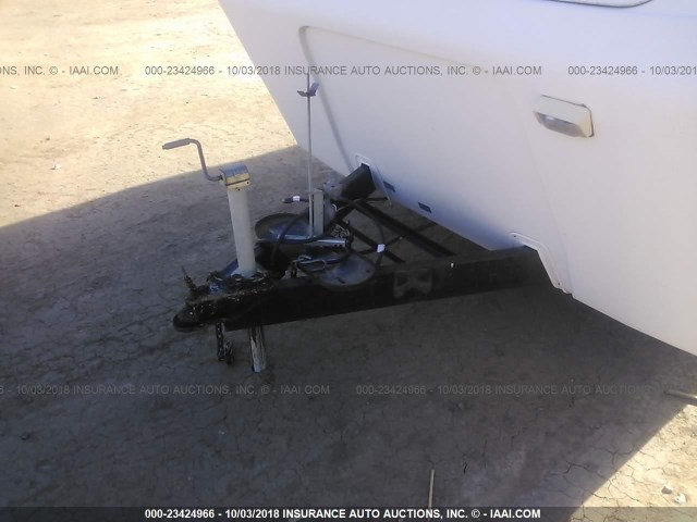 1UJBJ02P3P1SM0146 - 1993 JAYCO J SERIES  WHITE photo 10