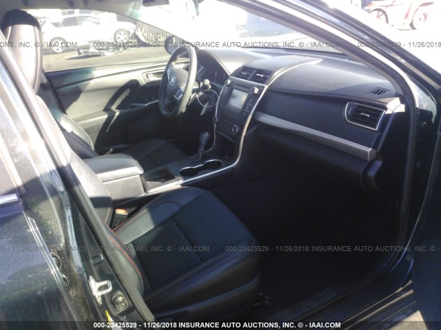 4T1BF1FKXFU089787 - 2015 TOYOTA CAMRY LE/XLE/SE/XSE BLUE photo 5