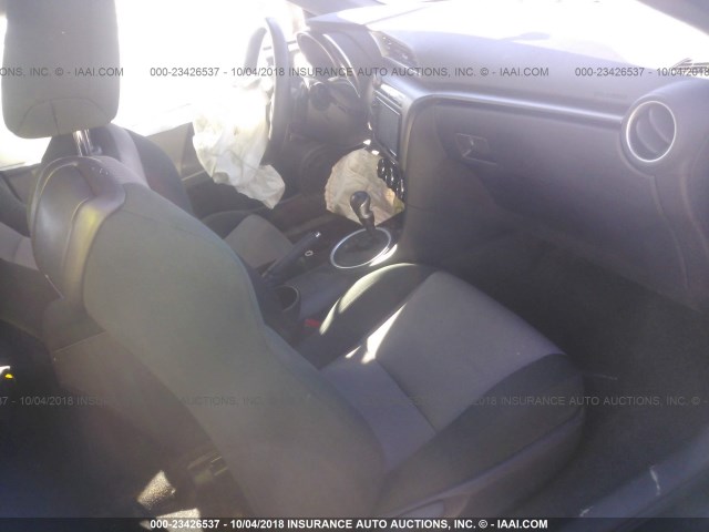 JTKJF5C77GJ023670 - 2016 TOYOTA SCION TC 黑色 照片 5