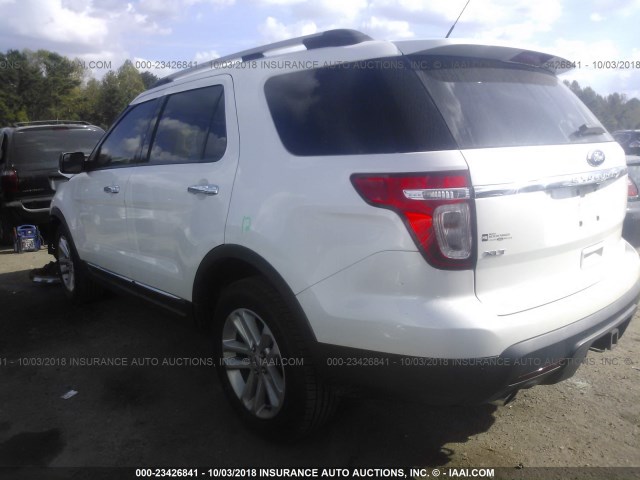 1FMHK7D89CGA71033 - 2012 FORD EXPLORER XLT WHITE photo 3