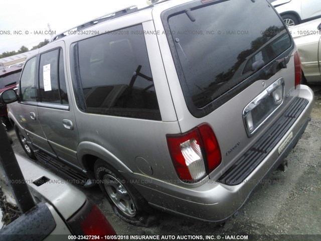 5LMFU28R91LJ08364 - 2001 LINCOLN NAVIGATOR SILVER photo 3