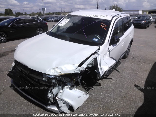 JA4AD3A38HZ013891 - 2017 MITSUBISHI OUTLANDER SE/SEL WHITE photo 2