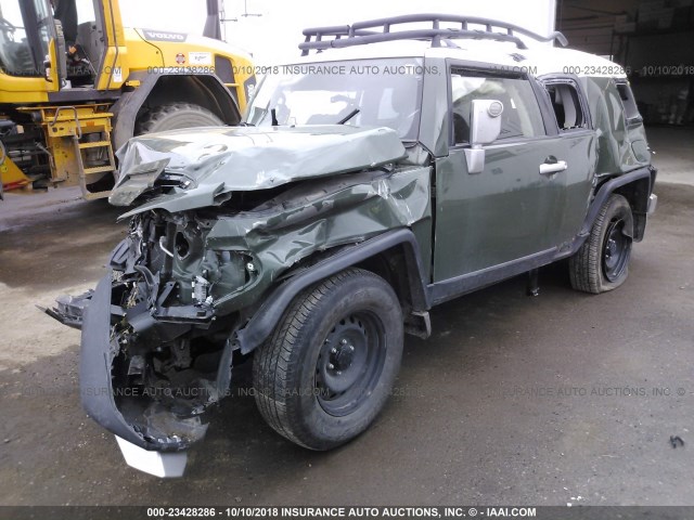 JTEBU4BF4DK163679 - 2013 TOYOTA FJ CRUISER GREEN photo 2