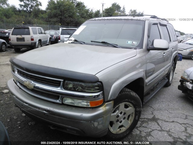 1GNEK13ZX2R167262 - 2002 CHEVROLET TAHOE K1500 GRAY photo 2