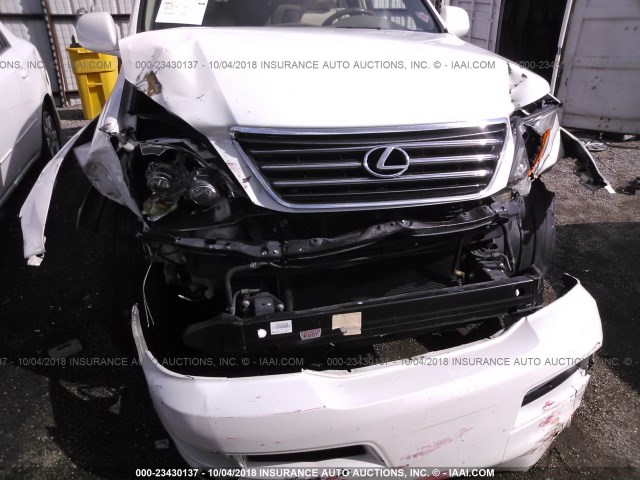 JTJBT20X850087773 - 2005 LEXUS GX 470 WHITE photo 6