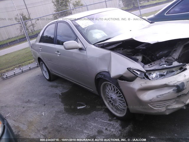 4T1BE32K25U037315 - 2005 TOYOTA CAMRY LE/XLE/SE TAN photo 1