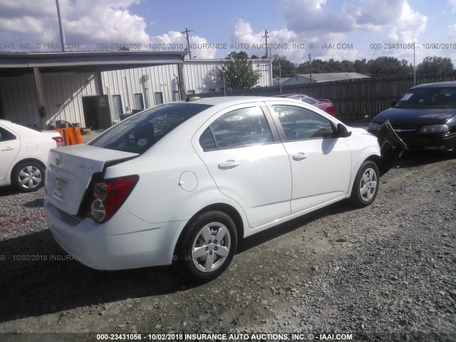 1G1JA5SH4F4171023 - 2015 CHEVROLET SONIC LS 白色 照片 4