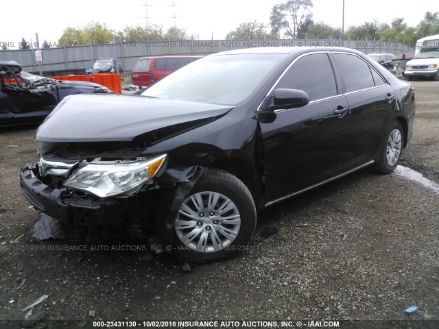 4T1BF1FK8EU471895 - 2014 TOYOTA CAMRY L/SE/LE/XLE 黑色 照片 2