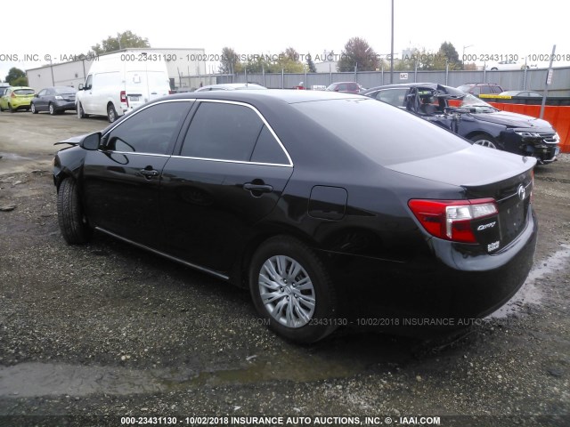 4T1BF1FK8EU471895 - 2014 TOYOTA CAMRY L/SE/LE/XLE 黑色 照片 3