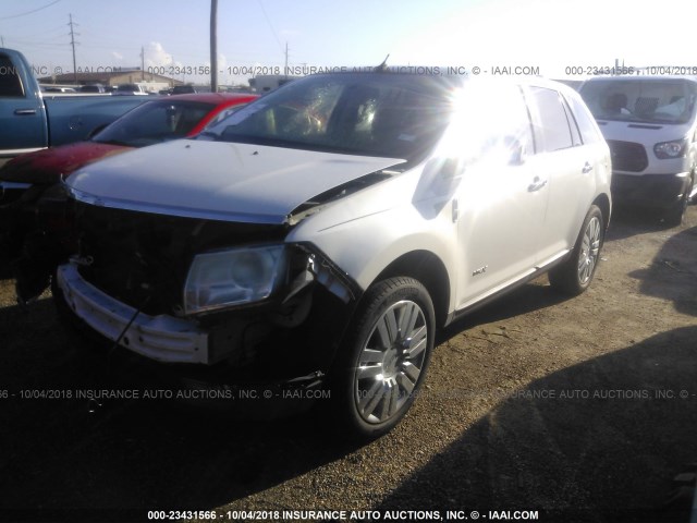 2LMDU88C09BJ06995 - 2009 LINCOLN MKX WHITE photo 2