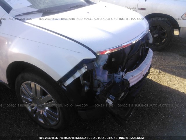 2LMDU88C09BJ06995 - 2009 LINCOLN MKX WHITE photo 5