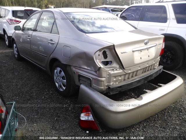 JTDBE32K820082136 - 2002 TOYOTA CAMRY LE/XLE/SE GOLD photo 3