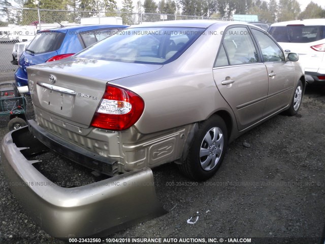 JTDBE32K820082136 - 2002 TOYOTA CAMRY LE/XLE/SE GOLD photo 4