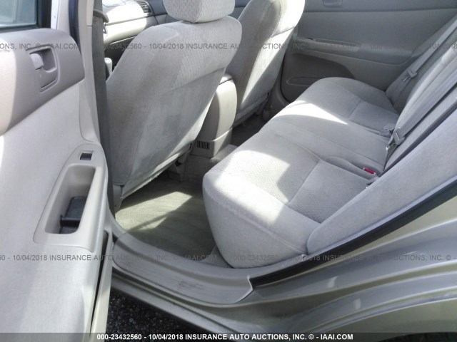 JTDBE32K820082136 - 2002 TOYOTA CAMRY LE/XLE/SE GOLD photo 8