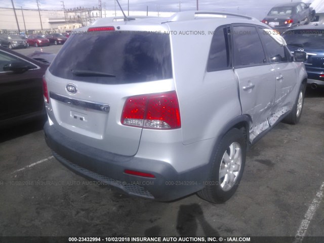 5XYKT4A27BG111777 - 2011 KIA SORENTO LX SILVER photo 4