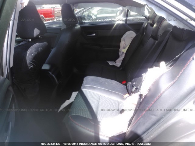 4T1BF1FK4FU886259 - 2015 TOYOTA CAMRY LE/XLE/SE/XSE GRAY photo 8