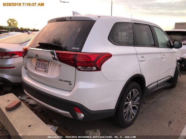 JA4AZ3A31JZ038381 - 2018 MITSUBISHI OUTLANDER SE/SEL WHITE photo 15