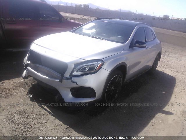 WDCTG4EB7JJ388666 - 2018 MERCEDES-BENZ GLA 250 SILVER photo 2